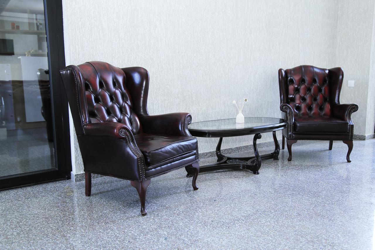 Iveria Hotel Khashuri Buitenkant foto